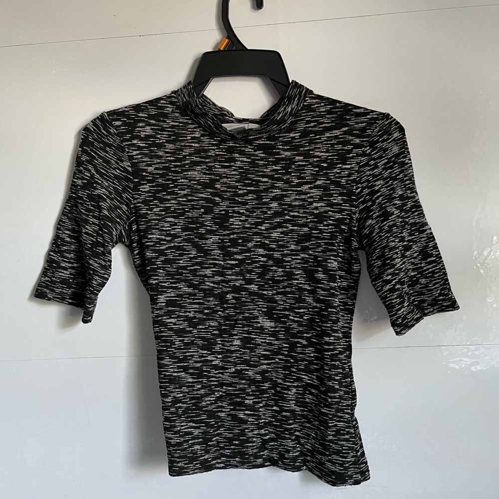 H&M Short Sleeve Turtle Neck